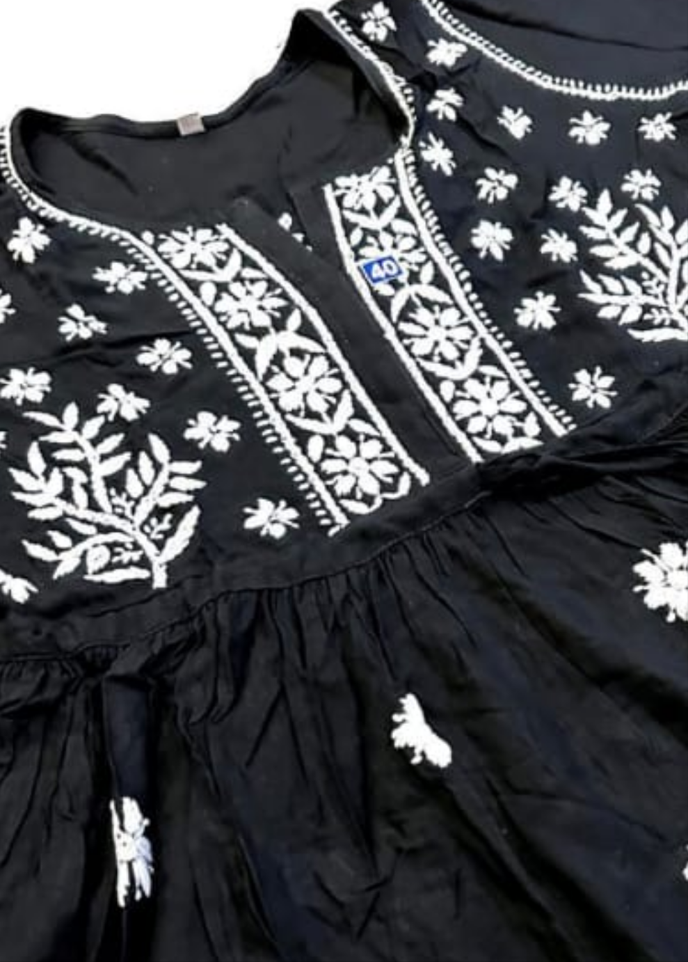 Chikankaari luchnowi short kutis: