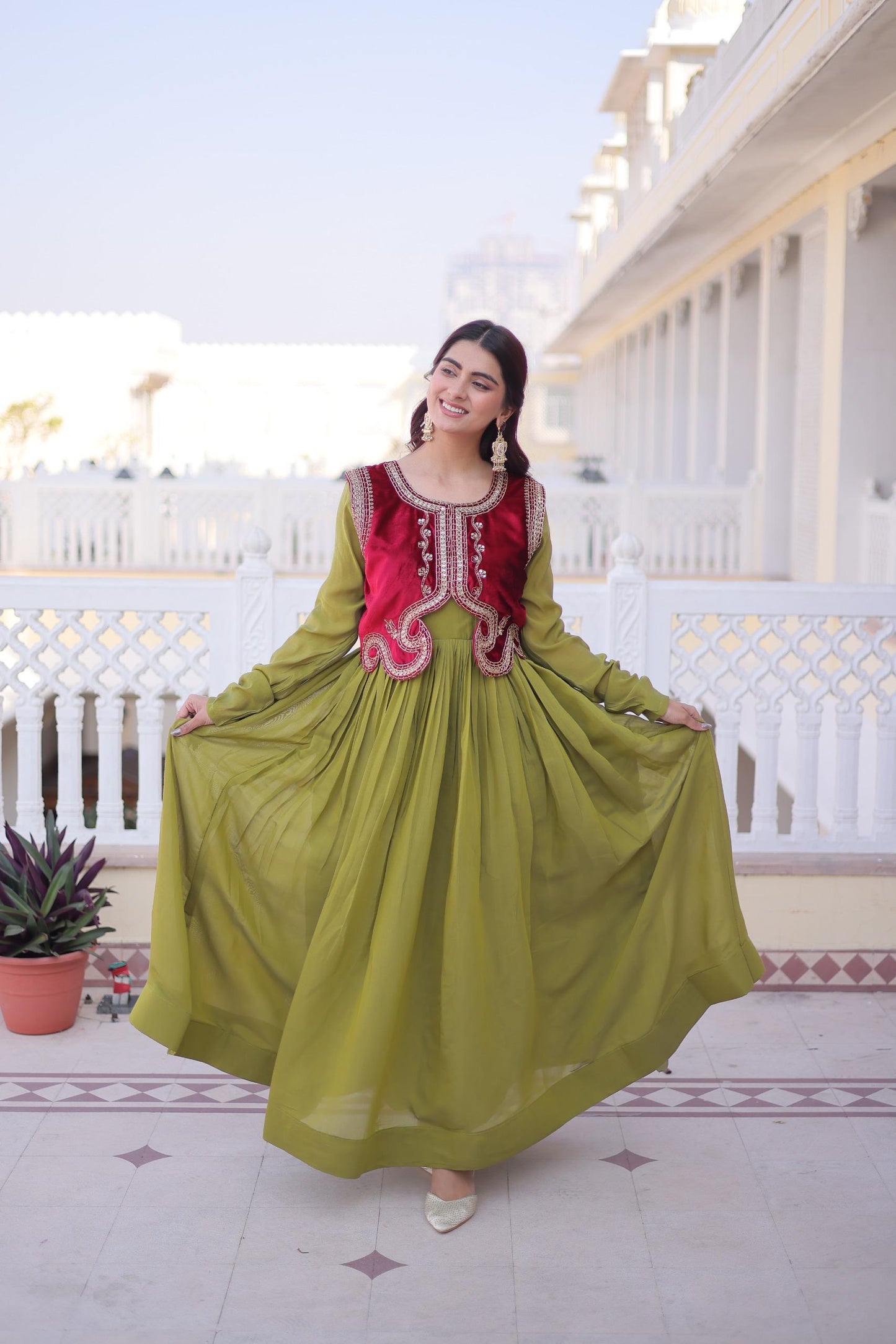 Beautiful Readymade Gown || Gown style || 2 PCs Set ||