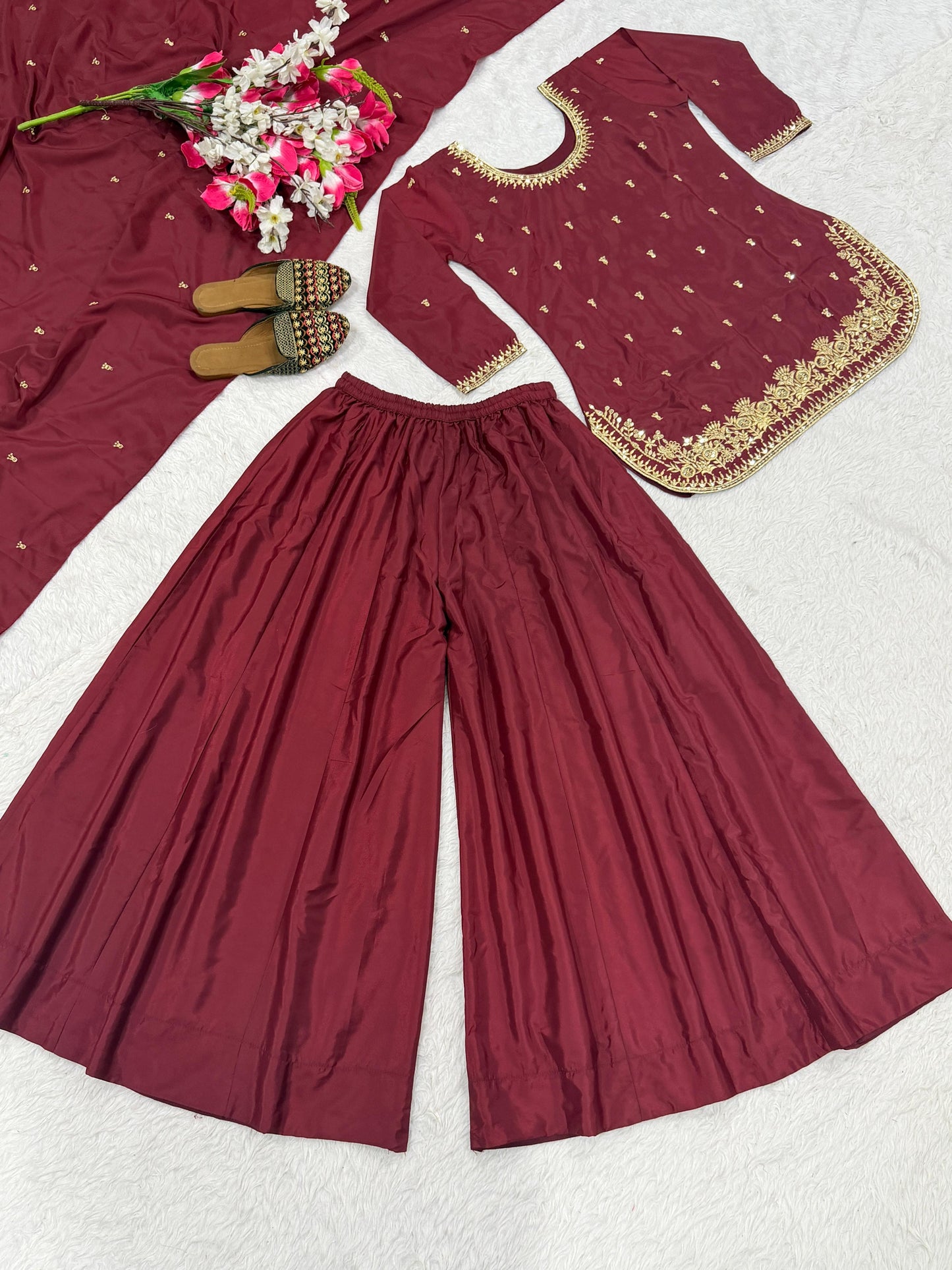 EriWaystyles Presenting New Designer party wear Plazzo Set ||