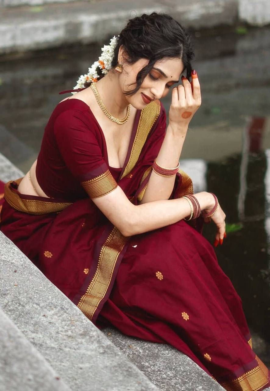 Elegant Banarsi Sarees | unstitch Blouse |