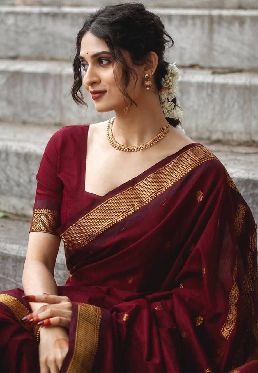 Elegant Banarsi Sarees | unstitch Blouse |