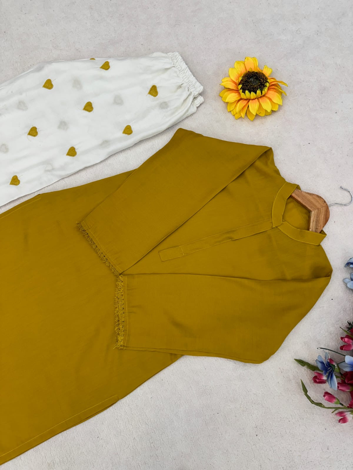 Launching Trendy Hania Amir cord set || 2Pcs Set || Plazzo Style