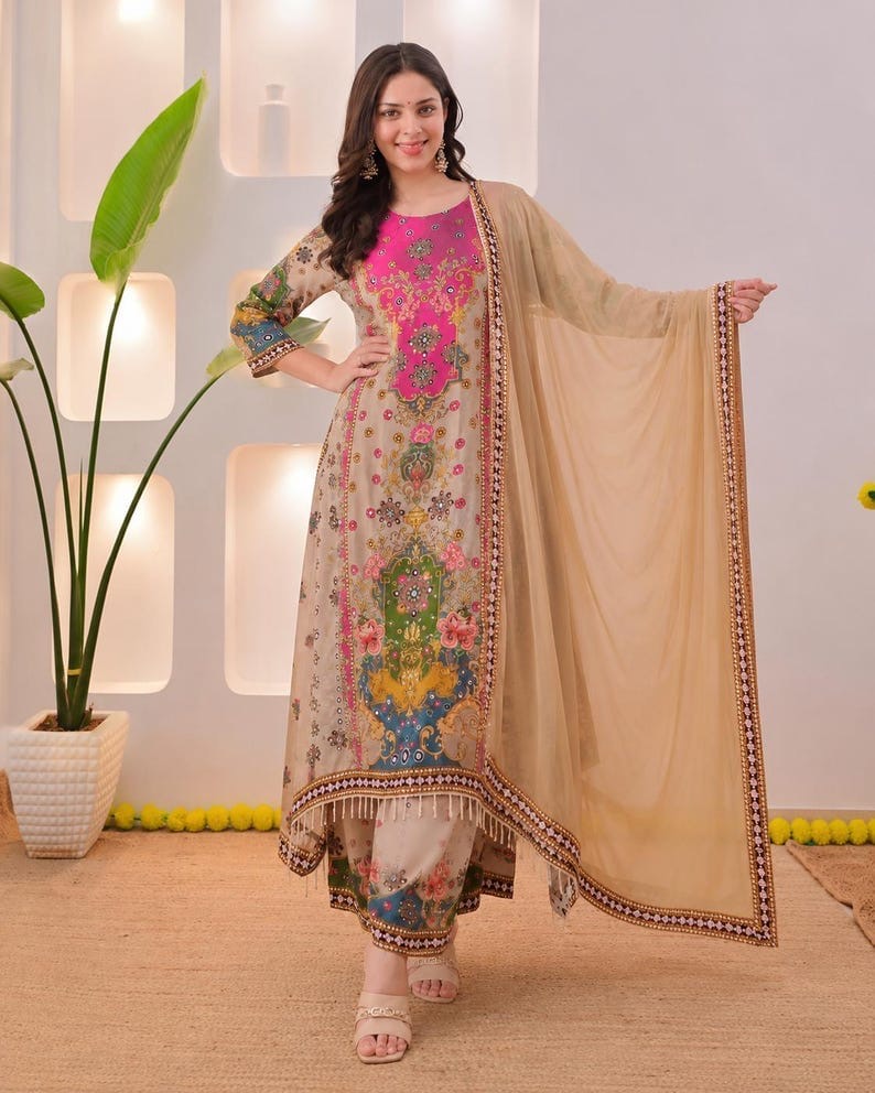 Beautiful Designer Suit || 3Pcs Set ||