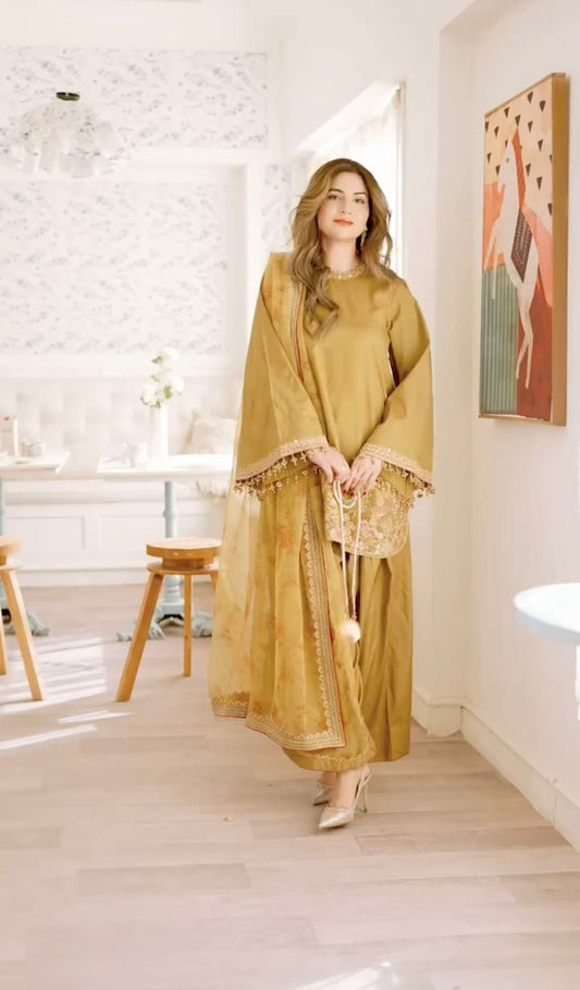 EriWaystyles Presenting New Designer Collection In French Crep Silk Top-Bottom And Dupatta Set| 3Pcs Set |