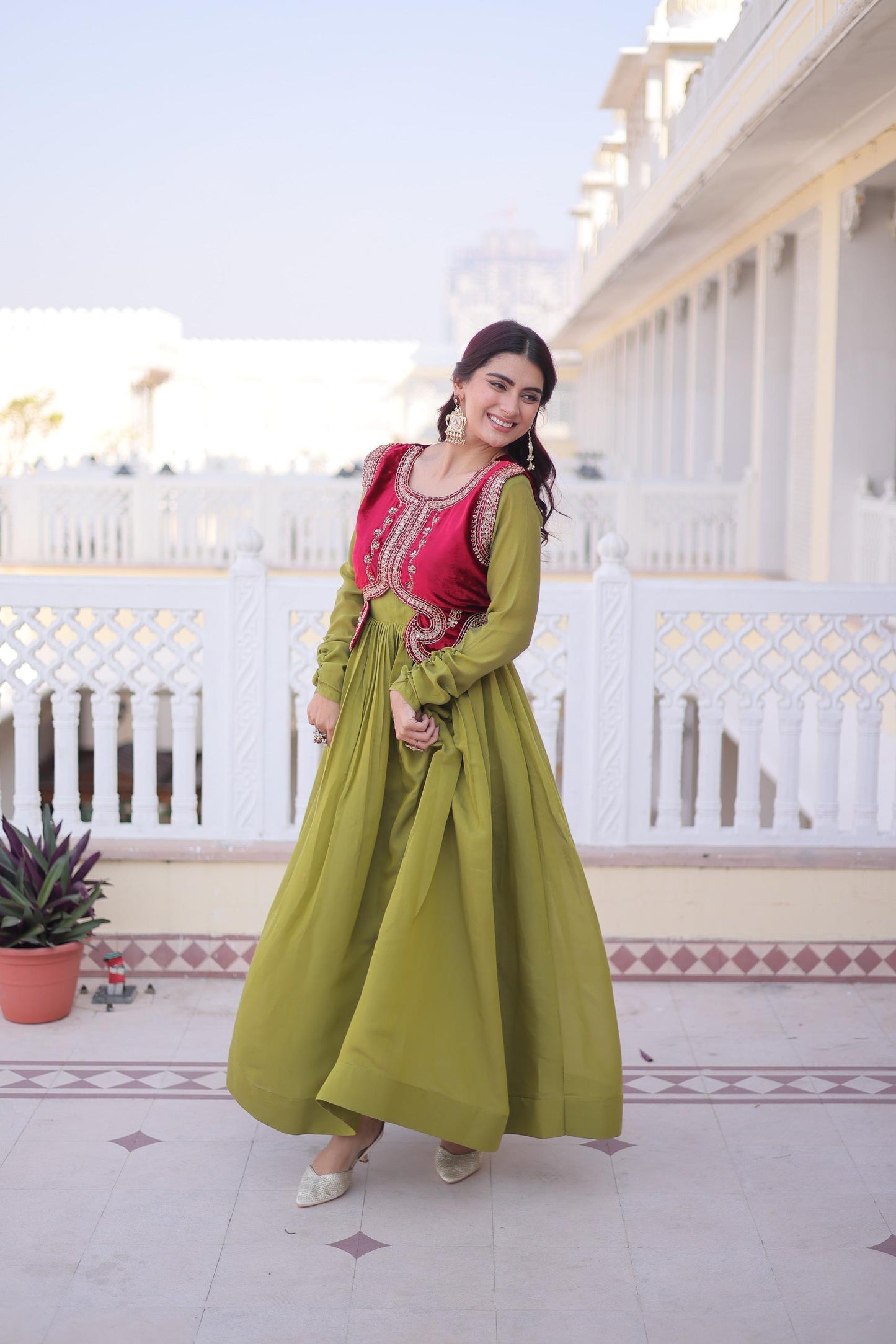 Beautiful Readymade Gown || Gown style || 2 PCs Set ||