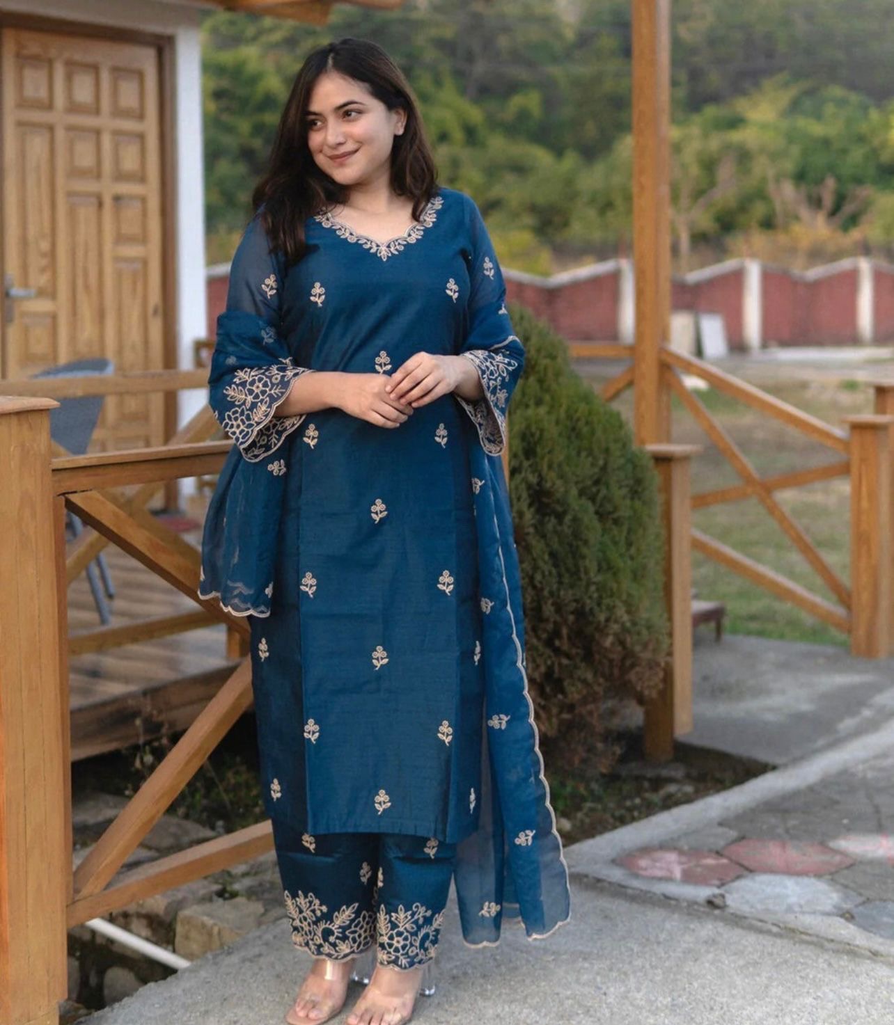 EriWaystyles Presenting New Designer Suit || 3Pcs Set ||