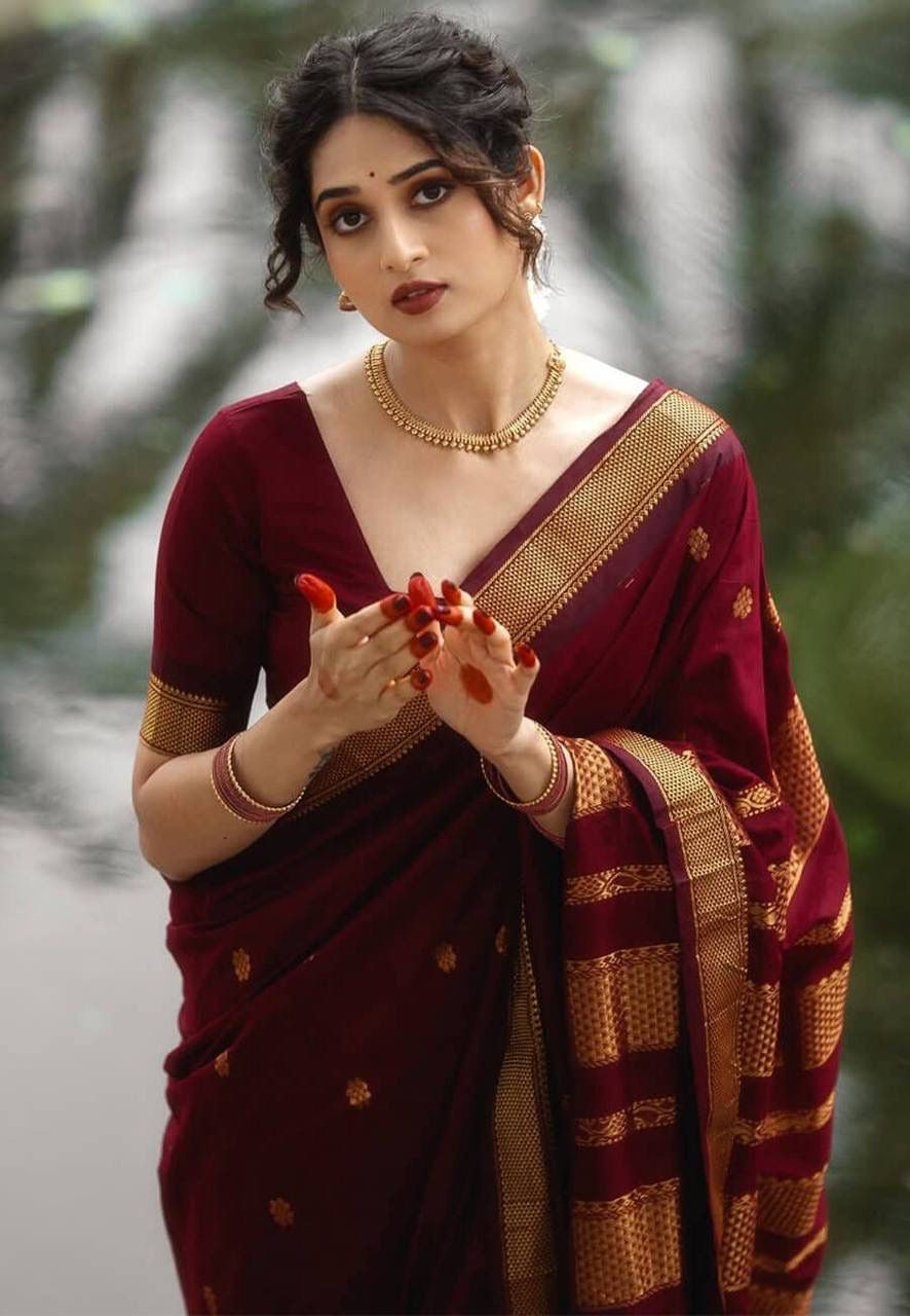 Elegant Banarsi Sarees | unstitch Blouse |