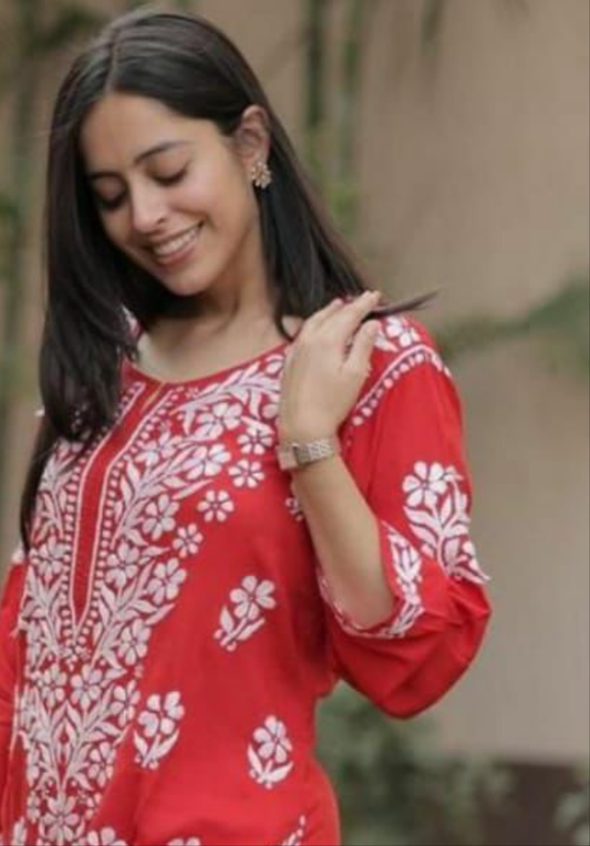 Elegant Chikankari Kurti with Pant Set.