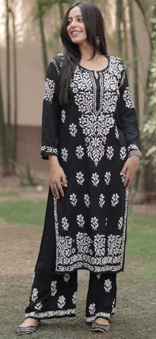 Elegant Chikankari Kurti with Pant Set.