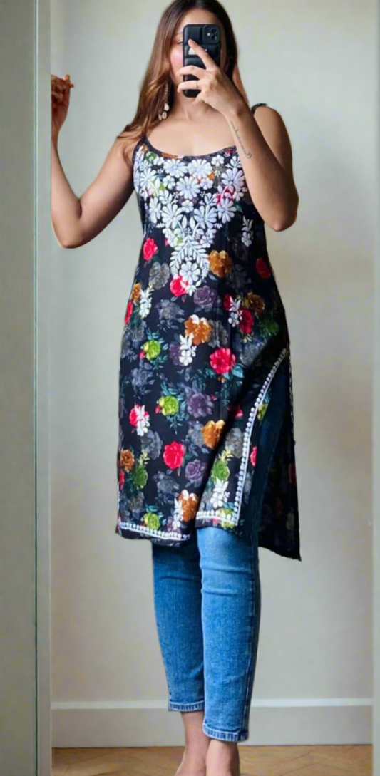 Cotton Chikankaari Kurti with White Floral Embroidery, Sleeveless, Casual Wear