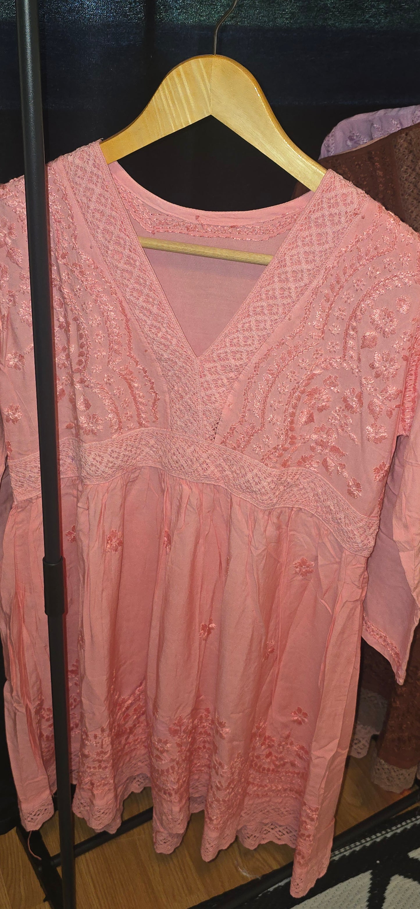 Rayon short dress/kurta with lace work.