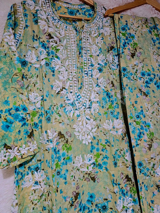 Elegant Chikankari Kurti with Pant Set.
