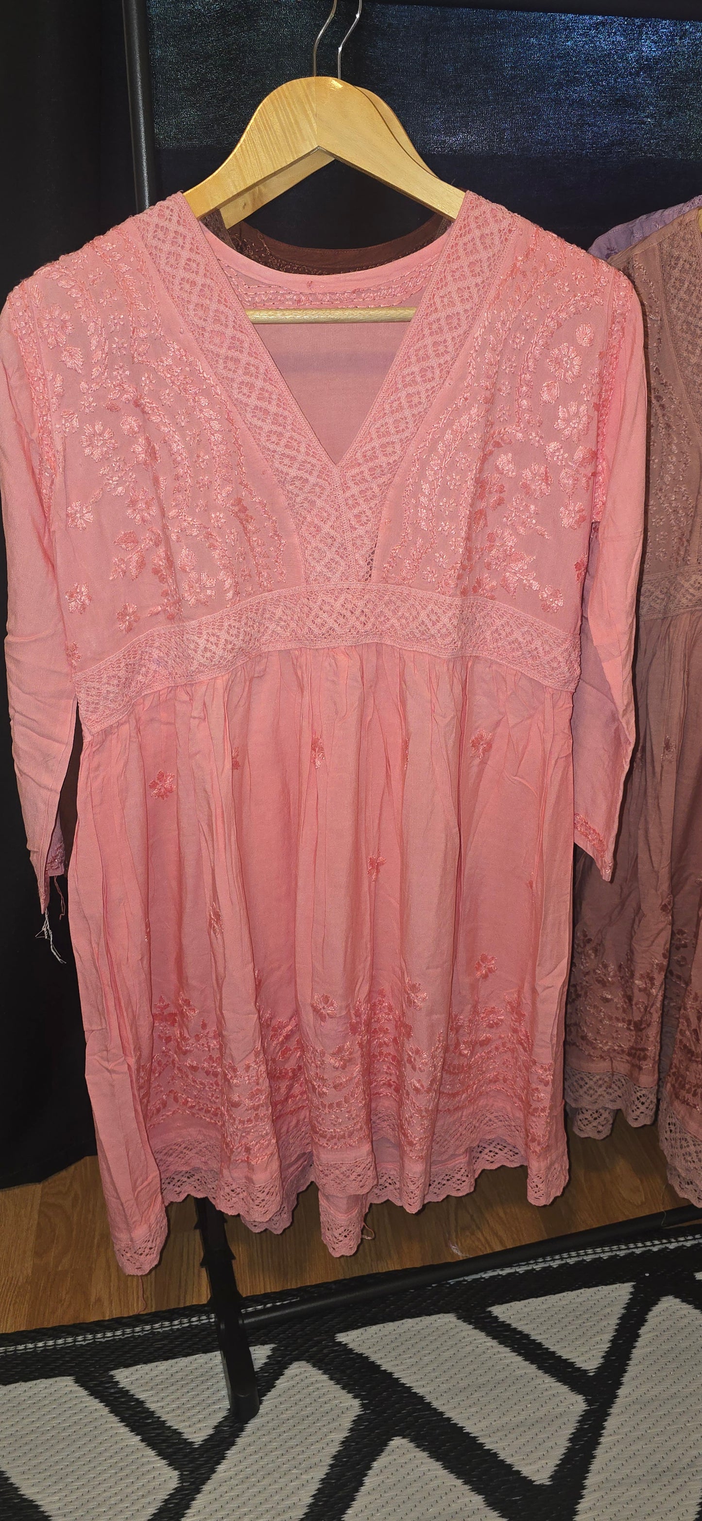 Rayon short dress/kurta with lace work.
