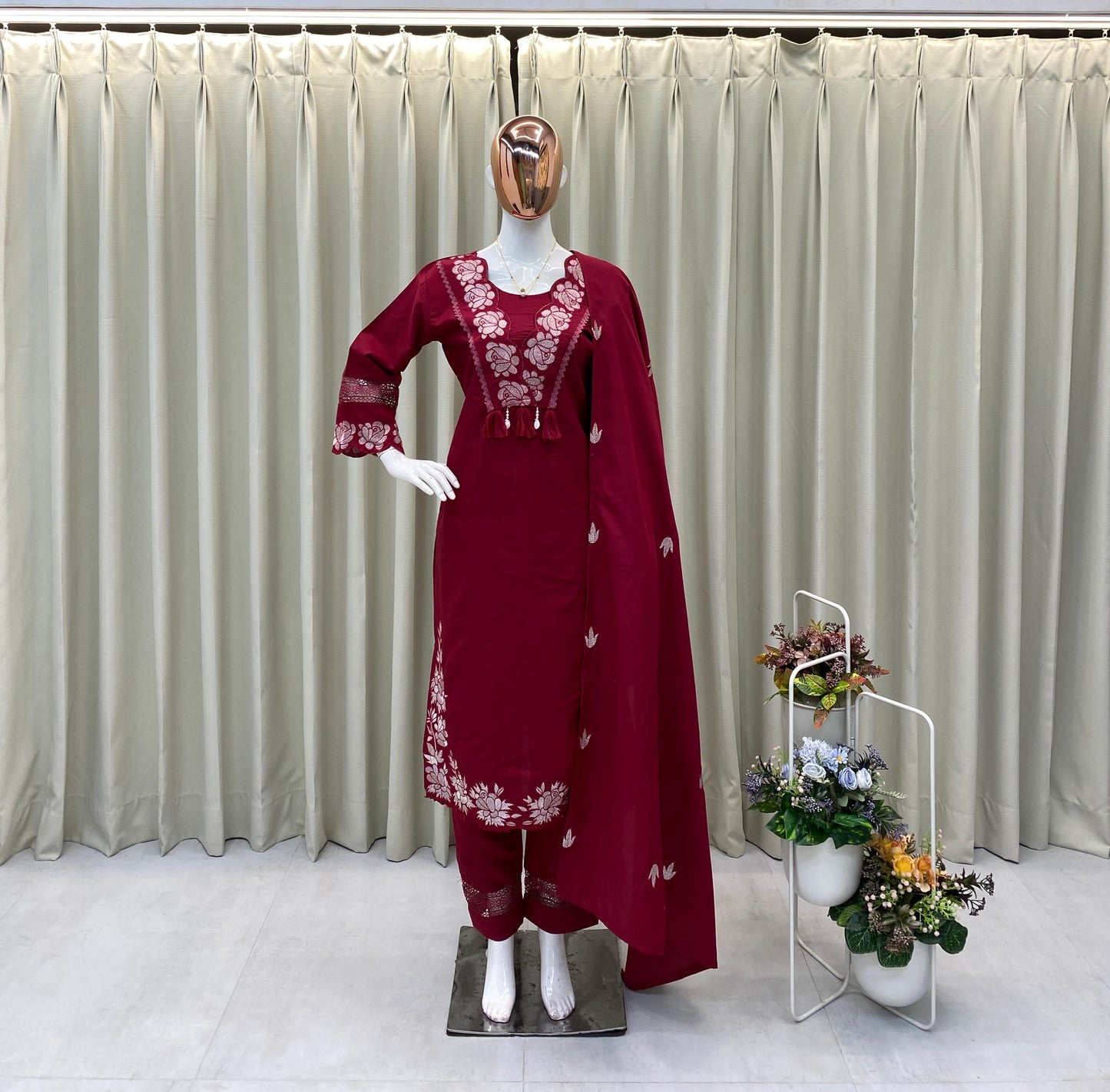 Beautiful Traditional Suit | 3Pcs Set |